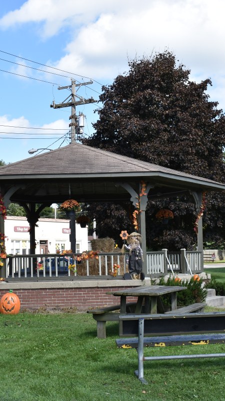 Gazebo in South Dayton